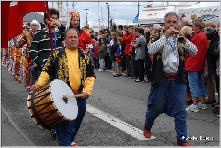 TSR 2012 St Malo Defile des equipages